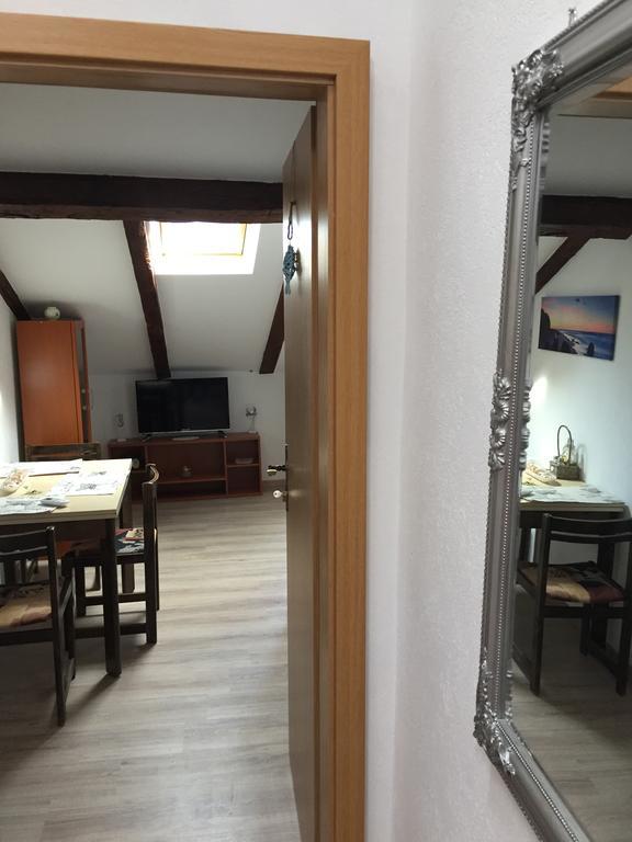 Apartment Retro III โคเปร์ ภายนอก รูปภาพ