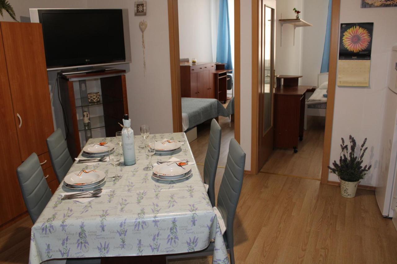 Apartment Retro III โคเปร์ ภายนอก รูปภาพ